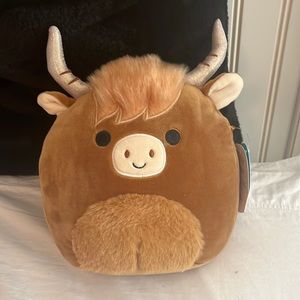 Bnwt calton squishmallow